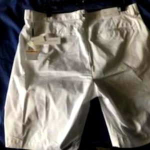 3 Calvin Klein shorts